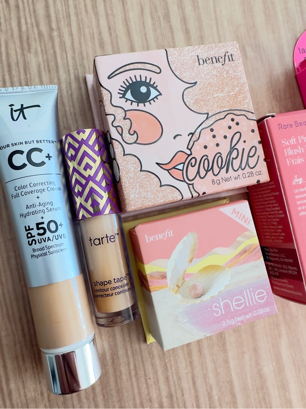 Make-Up bundle - Picture 2 of 5